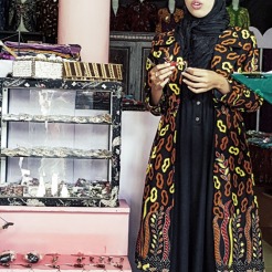 Warisatul Hasanah, pemilik Batik Aromaterapi Al-Warits.